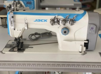 Máquina de Costura Ponto Corrente 3 Agulhas 6 Fios Base Plana PTF JACK JK-8560GWZPL-HX2