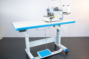 Máquina de Costura Overlock de 2 Agulhas 4 fios Direct Drive Eletrônica - SM-6800ED-4BKSM